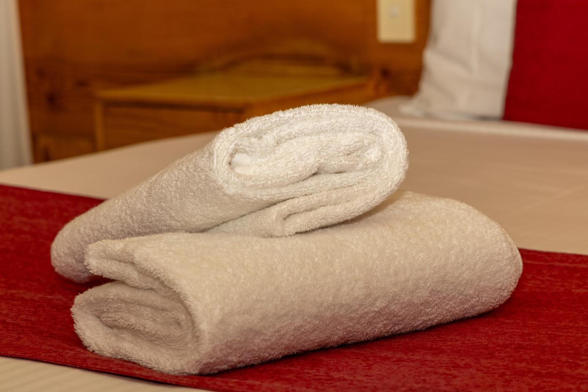 All Travellers Motor Inn Coonabarabran Dış mekan fotoğraf