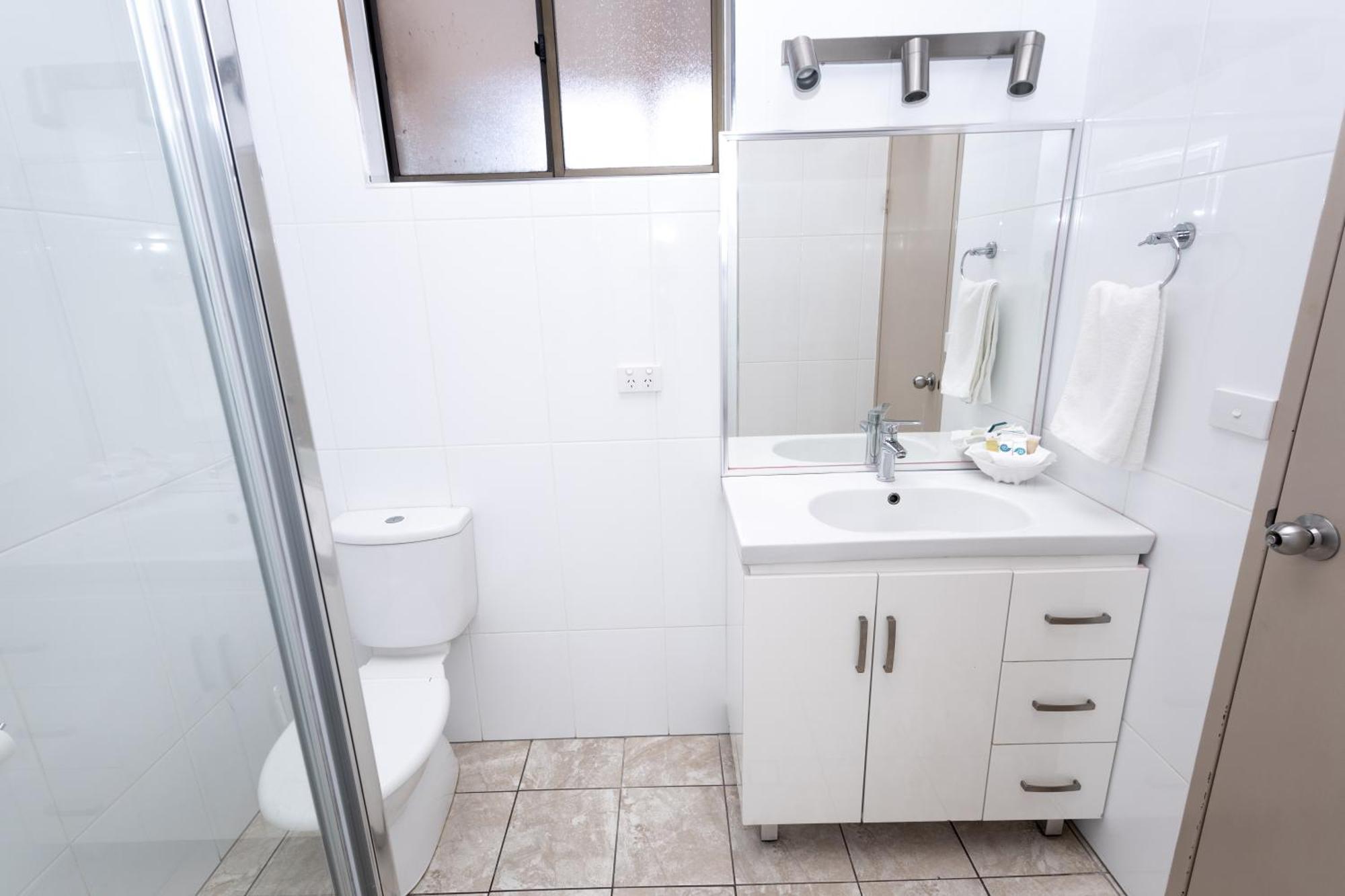All Travellers Motor Inn Coonabarabran Dış mekan fotoğraf